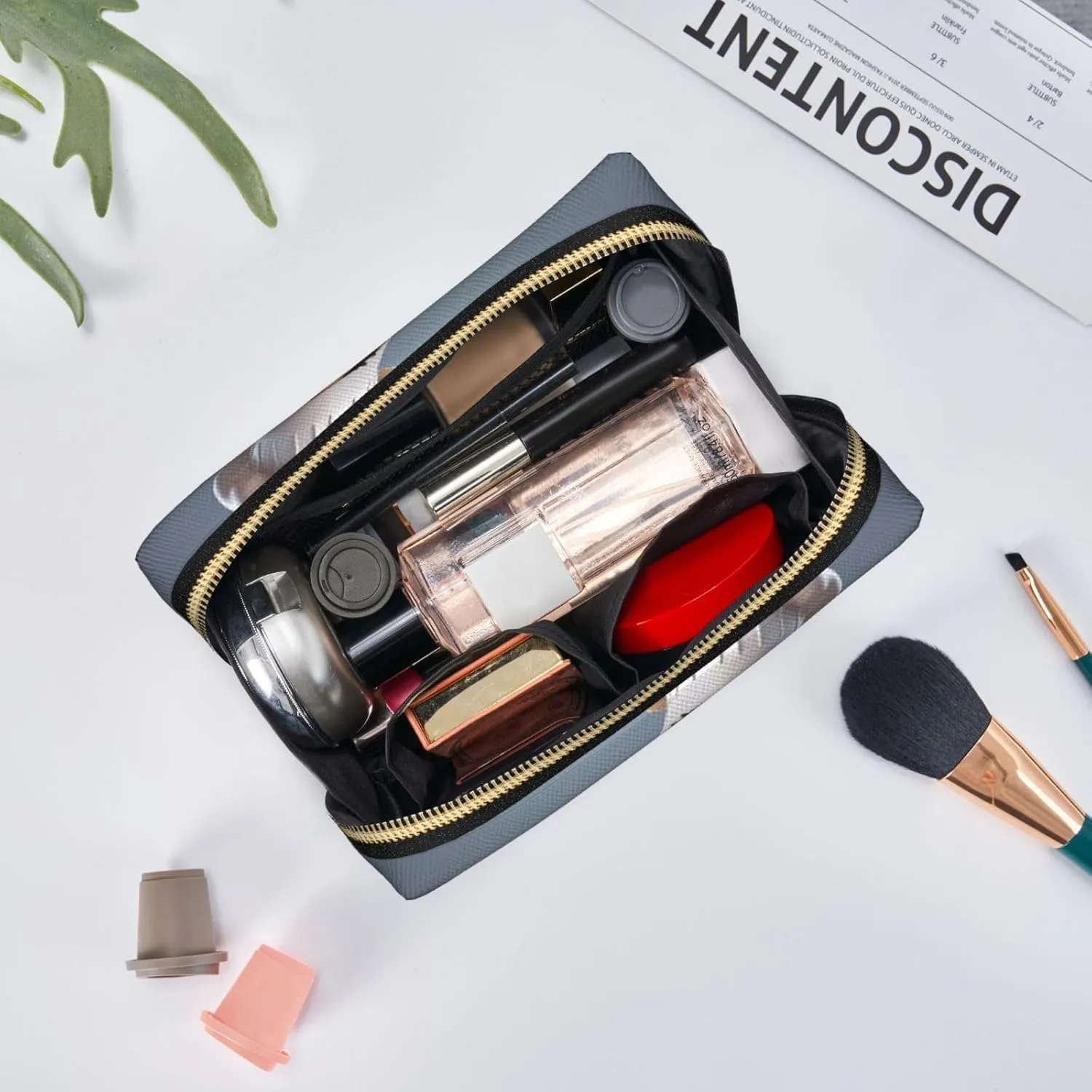 Bag for Women Chef Pizza Printed Small Makeup Bag,Travel Cosmetic Bag Purse with chomp administer vertical conglomerate Zipper,Water-resistant Makeup Organizer 