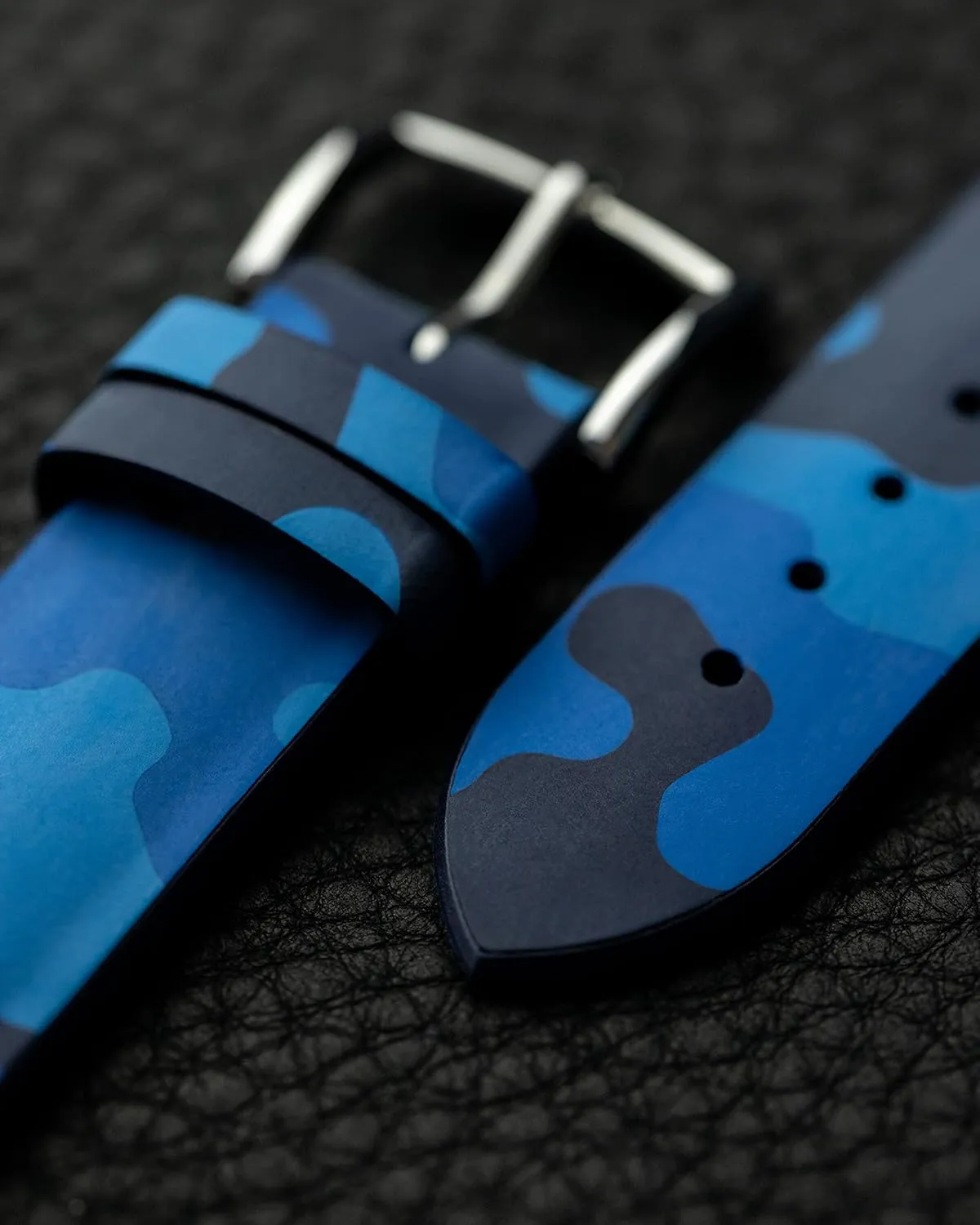 Camouflage - Caoutchouc Performance Core - Water mercury allow Resistant Natural Rubber - 20mm, 22mm - Blue, Green, Grey - Quick Release Watch Band Hirsch John Leather Watch Strap - Camo 