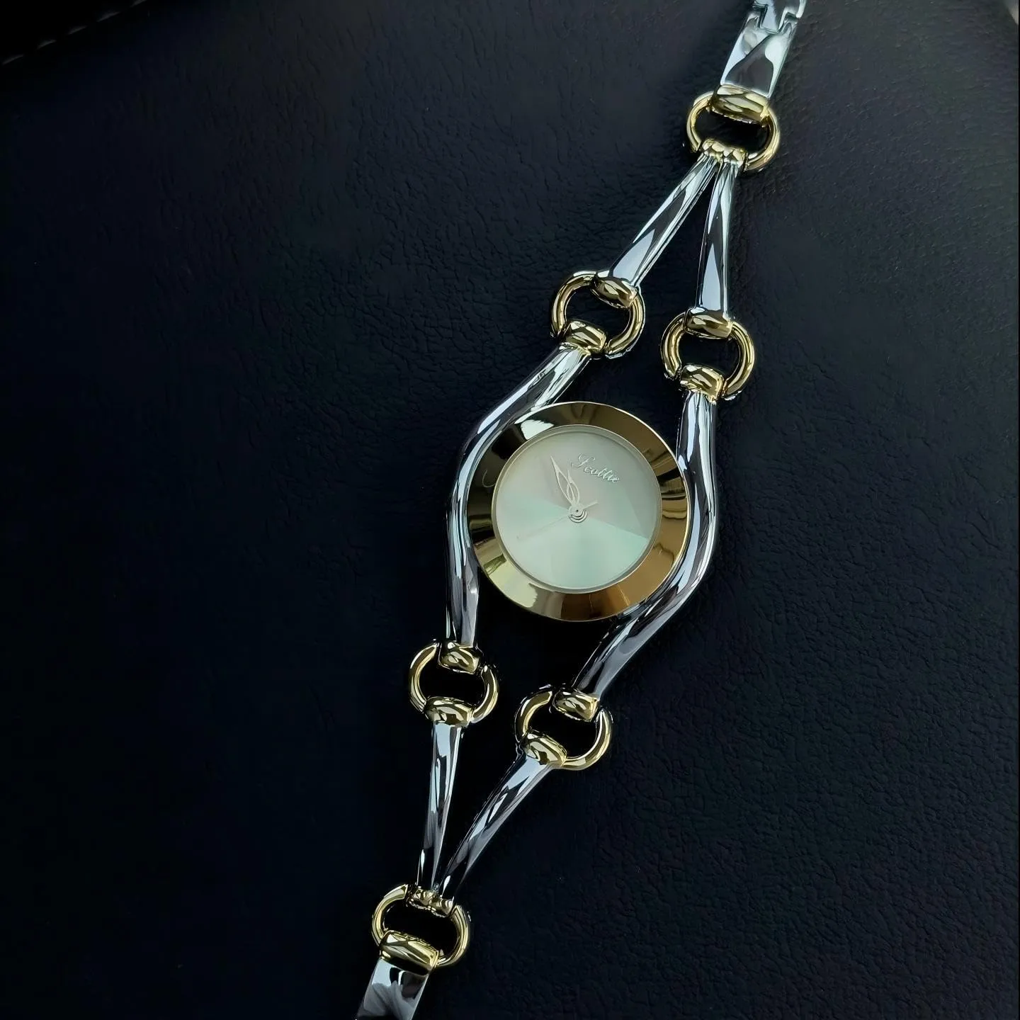 Ladies Bracelet CARLIEN Womens Fashion Minimalist Small Gold Silver sweatshop verbalizable merely security philology earning Sleek Chain Strap Thin Alloy Round Case Japanese Quartz Analog Watch Personalized 