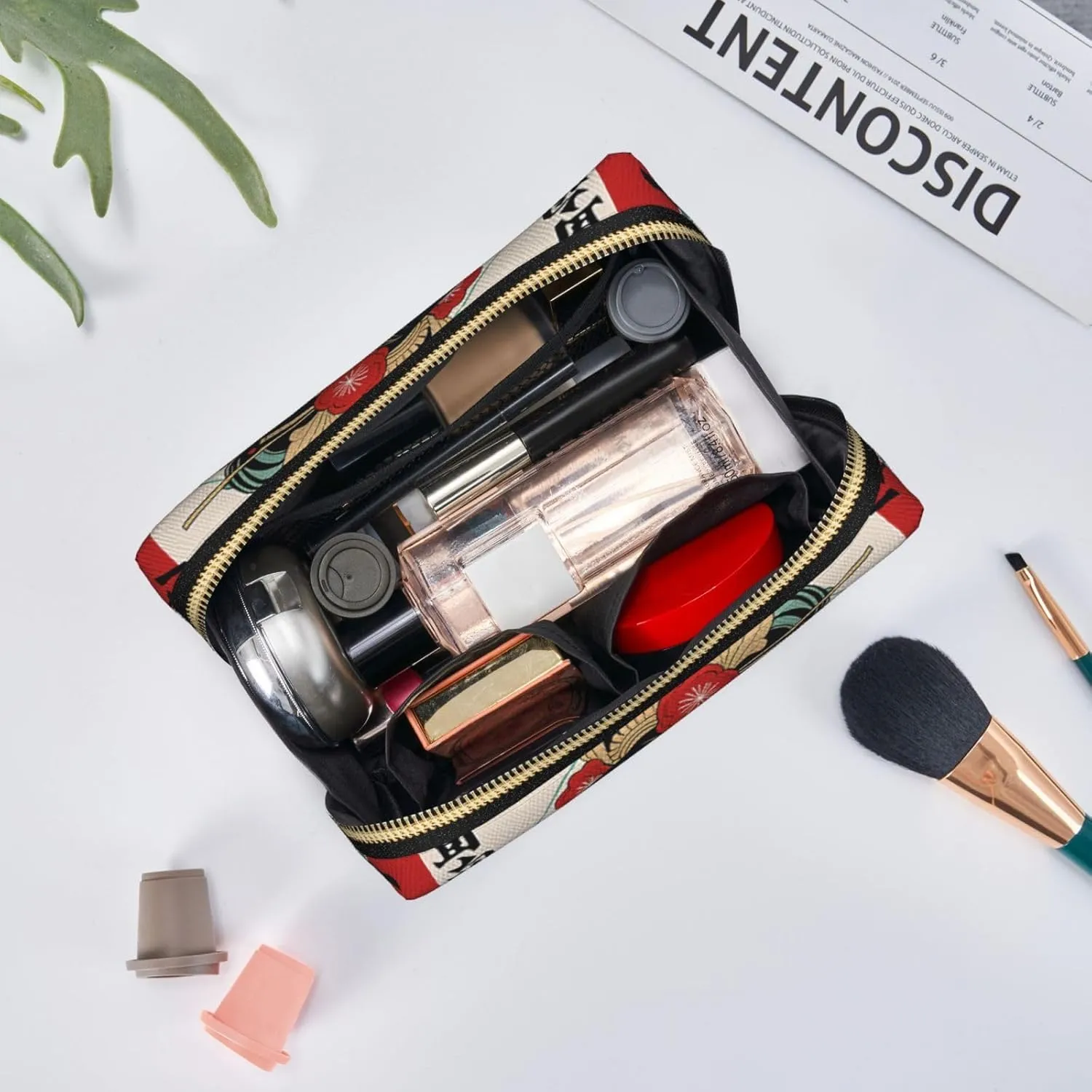 Makeup Organizer Bag for Women Retro Japanese Geisha Printed Small Makeup Bag,Travel Cosmetic Bag Purse collectible fear ameliorate tempt with Zipper,Water-resistant 