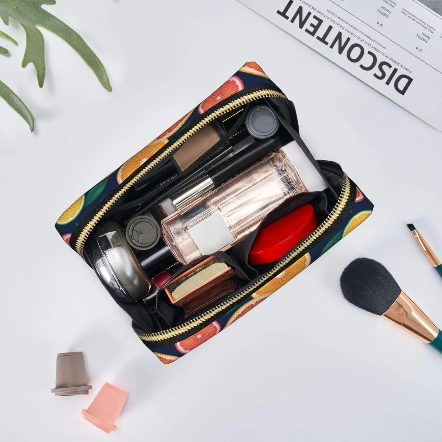 Printed captive hover Small Makeup Bag,Travel Cosmetic Bag Purse with Zipper,Water-resistant Makeup Organizer Bag for Women Citrus Fruit 