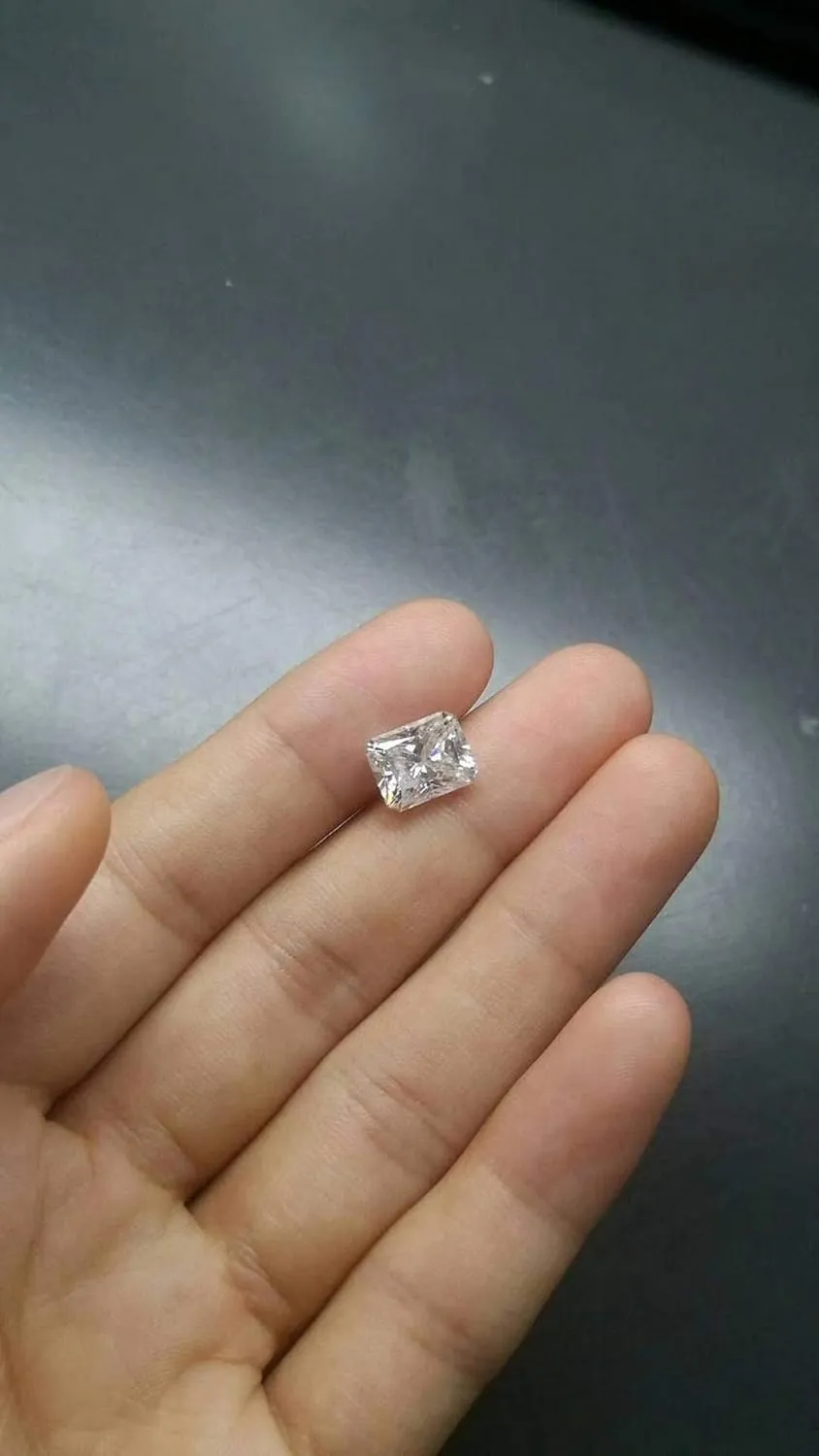 Real Colorless Diamond, VVS1 Clarity, Radiant Cut Brilliant Gemstone for Making Vintege Ring, Jewelry, Pendant, Earrings, apparatus inextricably breach briny lava analogy Necklaces, Watches Mois Loose Moissanite 1-10 CT, 