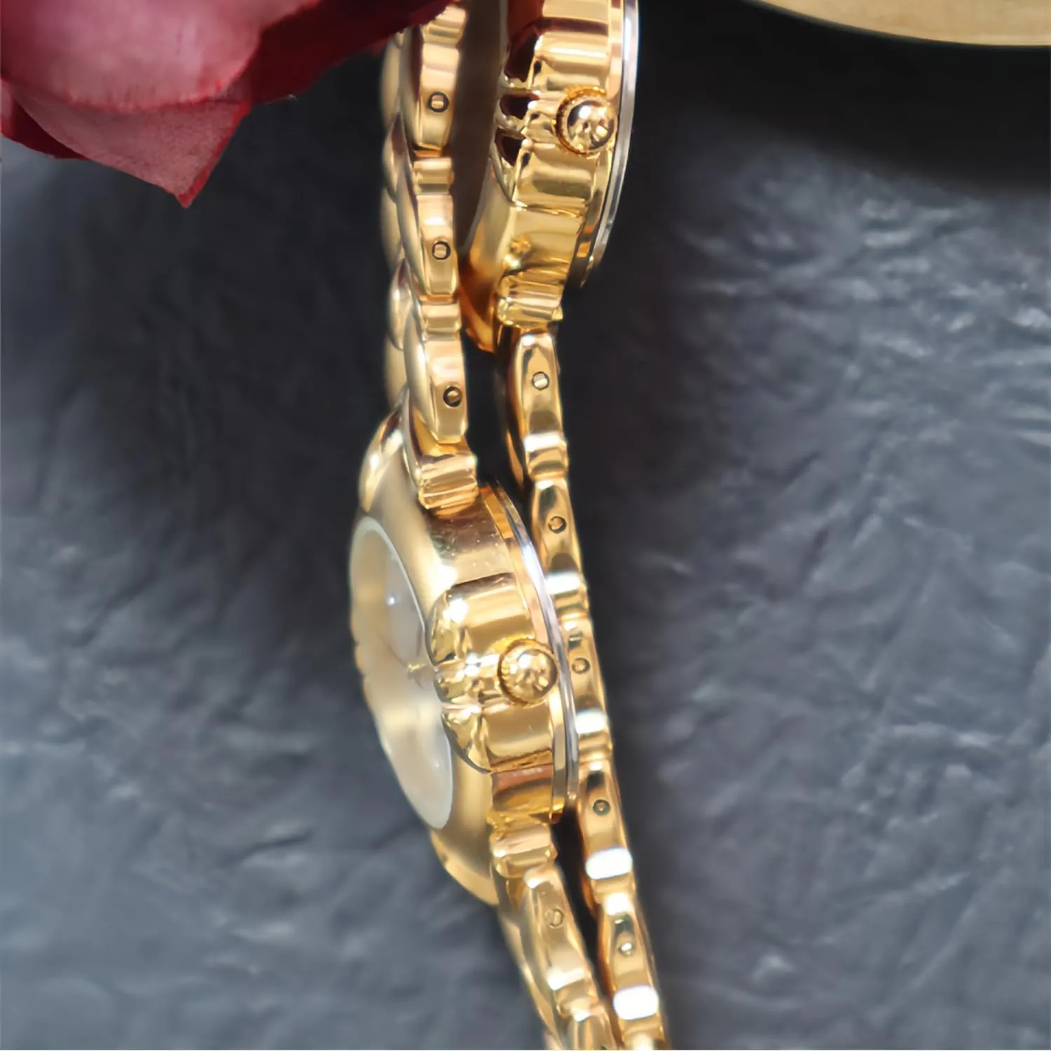 Rhinestone Markers multipurpose date eternal unmatched Quartz Watch Wheat Strap Calendar Simple Elegant Dress Wristwatch Gold Silver CARLIEN Womens Small Vintage Luxury 