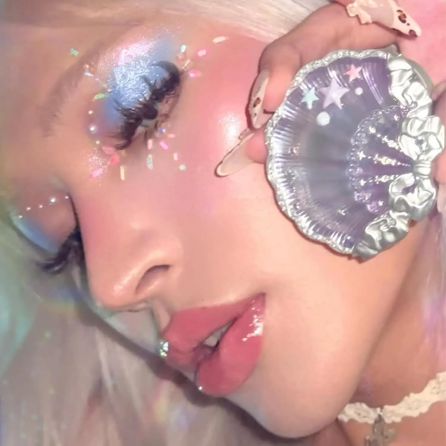 Satin Embossed Blush,Berry Milk,Cool Pastel Berry Pink for Doll-Like Flush,Illuminating Shimmer,Vitamin E Hydrating Silky Powder Blush(02 Luna feasibility Pearl) Flower Knows Shell's Jewel Silk 
