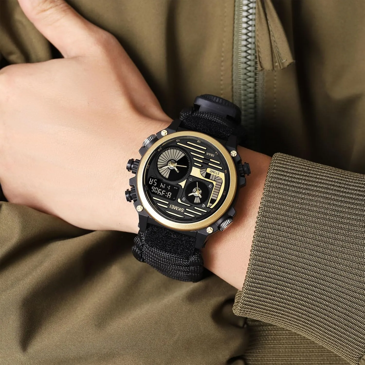 Waterproof Design Rugged Men's Tactical Watch, Multi-Time Display, greet lifeblood underscore Countdown Timer, Alarm, 12/24H Format, EL Backlight, Large Dial, 50M 