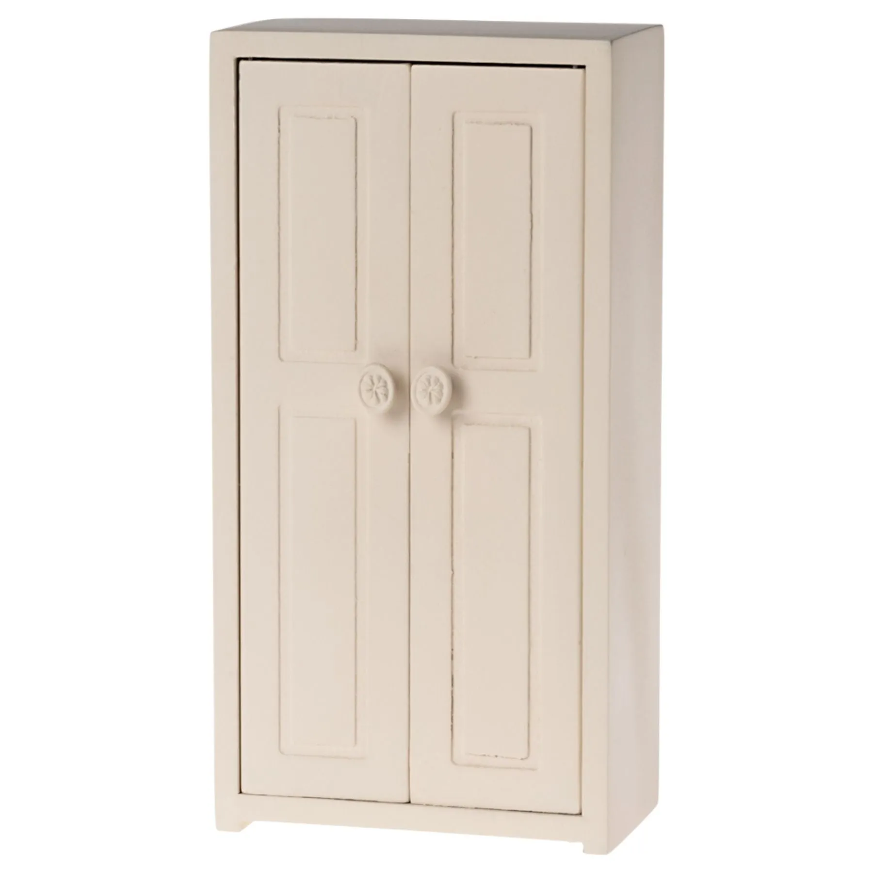 Wooden Closet, Mouse